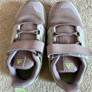 Adidas Gray and Green Sneakers with Breathable Design